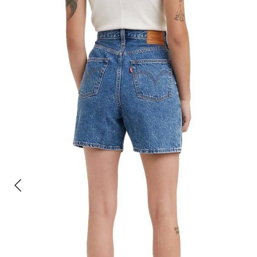 Levi’s Ribcage Pleated Short